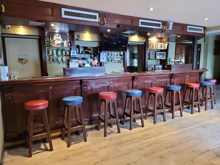 Caman Inn Kilkenny Extérieur photo
